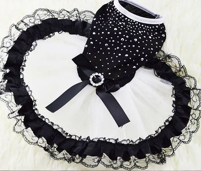 Fashion luxury Cute dog dresses puppy skirt pet clothing pet christmas clothes outfits dog clothing luxury, Customized color
Fashion luxury Cute dog dresses puppy skirt pet clothing pet christmas clothes outfits dog clothing luxury, Customized color