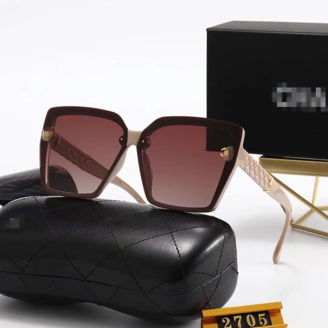 2021 luxury brand fashion women's Polarized Oversize Sunglasses summer shade glasses wholesaler 2705
2021 luxury brand fashion women's Polarized Oversize Sunglasses summer shade glasses wholesaler 2705