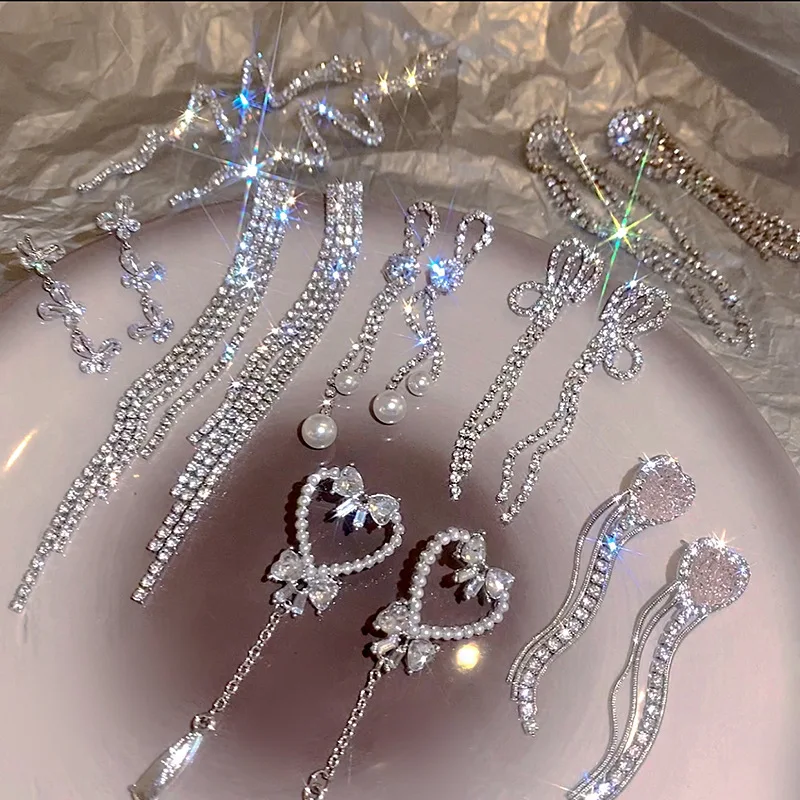 New Long Tassel Zircon Earrings For Women Ins Fashion Luxury Bow Knot Hanging Earrings Jewelry
New Long Tassel Zircon Earrings For Women Ins Fashion Luxury Bow Knot Hanging Earrings Jewelry