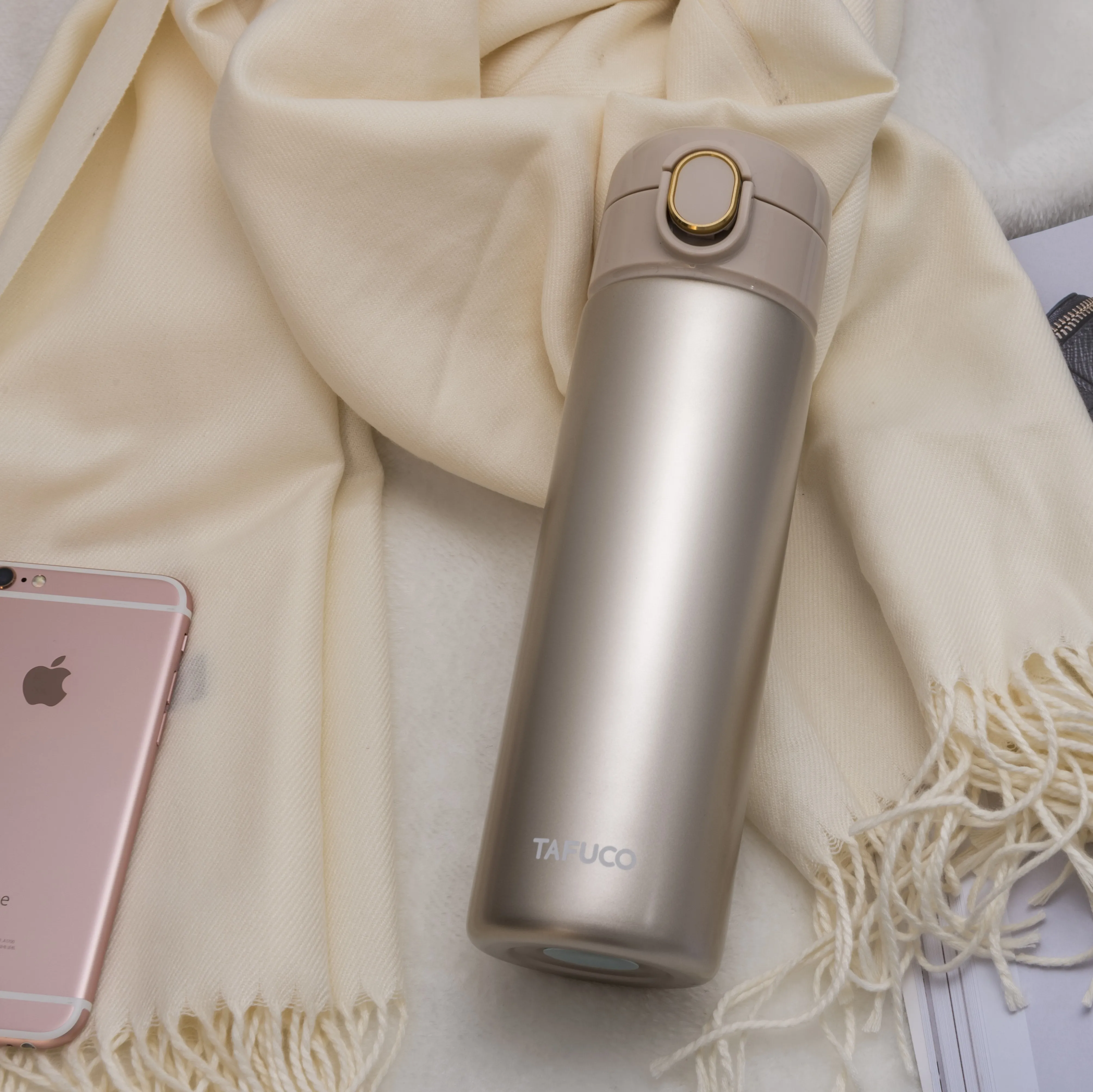 304 stainless steel water bottle double wall insulated bottle flask thermal vaccum water bottle, Customized colors acceptable
304 stainless steel water bottle double wall insulated bottle flask thermal vaccum water bottle, Customized colors acceptable
