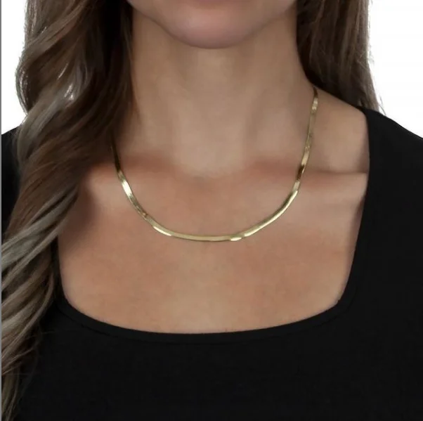 New 18k Stainless Steel Women Jewelry Rope Link Necklace Long Real Gold Plated Flat Snake Chain Necklace
New 18k Stainless Steel Women Jewelry Rope Link Necklace Long Real Gold Plated Flat Snake Chain Necklace