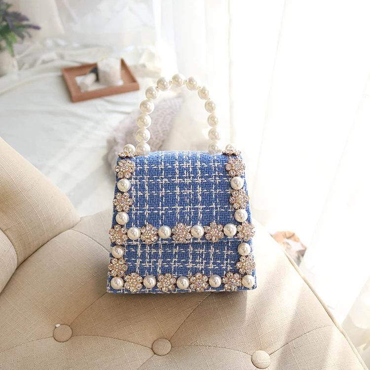 2019 Winter Woolen Crossbody Bag Vintga Pearl Decoration Handbag Women Diamonds Shoulder Bag, Blue,white,oem
2019 Winter Woolen Crossbody Bag Vintga Pearl Decoration Handbag Women Diamonds Shoulder Bag, Blue,white,oem