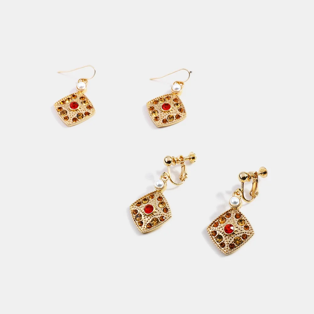 JUHU noble temperament diamond-studded pearl earrings flash diamond square drop earrings retro elegant alloy jewelry for women, Gold
JUHU noble temperament diamond-studded pearl earrings flash diamond square drop earrings retro elegant alloy jewelry for women, Gold