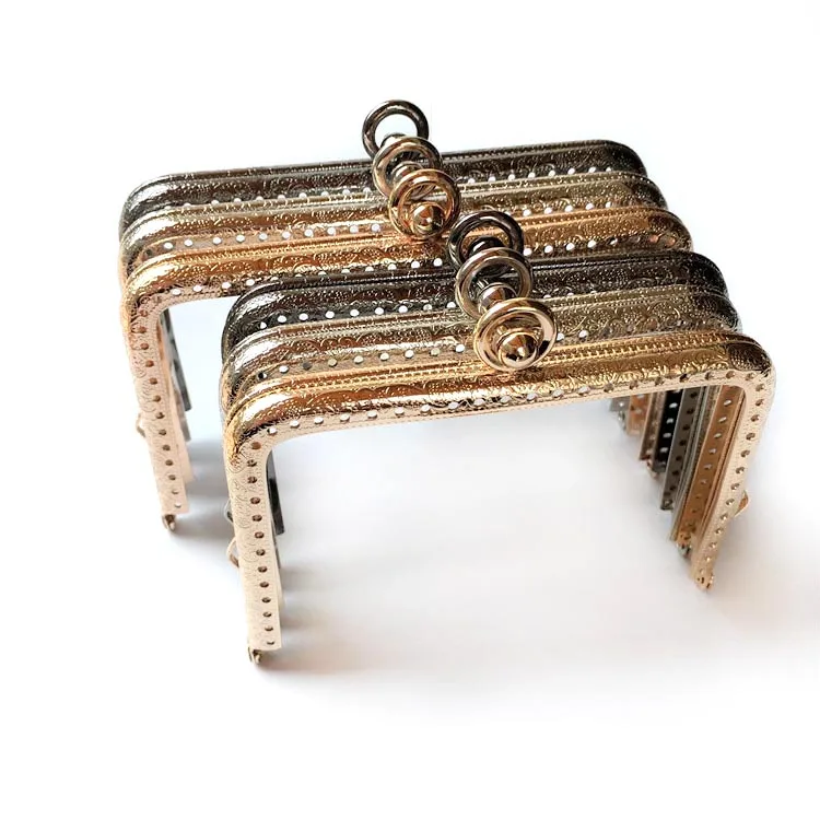 Meetee B-H033 High Quality Square Purse Frame Alloy Handbag Handle for Wallet Clasp Handle, Silver/ gold/bronze
Meetee B-H033 High Quality Square Purse Frame Alloy Handbag Handle for Wallet Clasp Handle, Silver/ gold/bronze