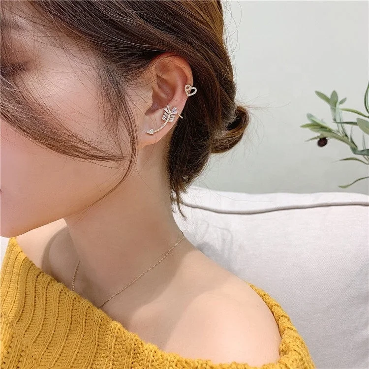 Wholesale Korean Style Womens Fashion 925 Zircon Arrow Head Ear Cuff Ear Clip Non Piercing Clip On Earrings, Picture 
Wholesale Korean Style Womens Fashion 925 Zircon Arrow Head Ear Cuff Ear Clip Non Piercing Clip On Earrings, Picture