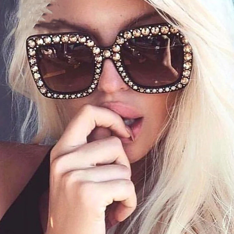 Moreroll Eyewear Hot sale Fashion Women big Sun glasses Oversized Bling Rhinestone Crystal Sunglasses
Moreroll Eyewear Hot sale Fashion Women big Sun glasses Oversized Bling Rhinestone Crystal Sunglasses