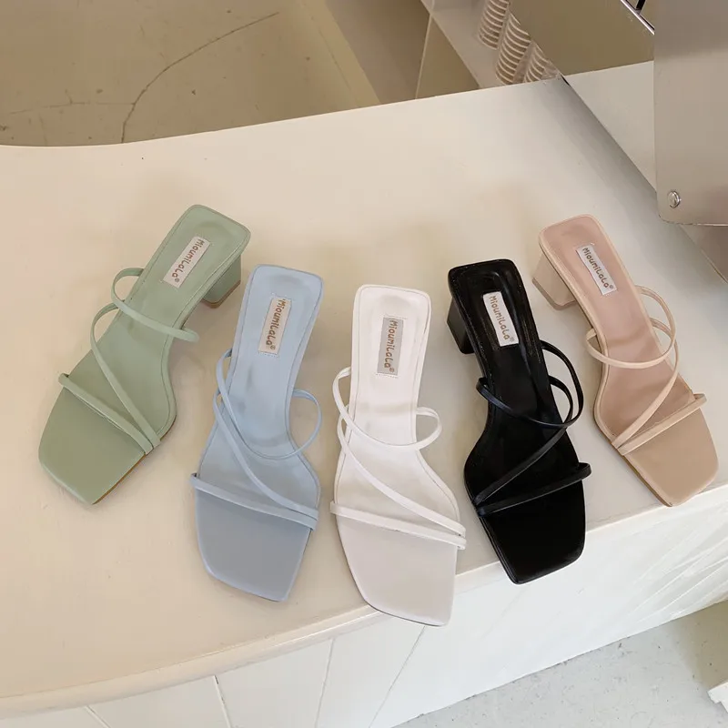 2022 New Summer Slippers Low Heels Slides Female Peep Toe Square Heel Slipper Brand Sandals Women Slipper Big Size 41 Flip Flops
2022 New Summer Slippers Low Heels Slides Female Peep Toe Square Heel Slipper Brand Sandals Women Slipper Big Size 41 Flip Flops