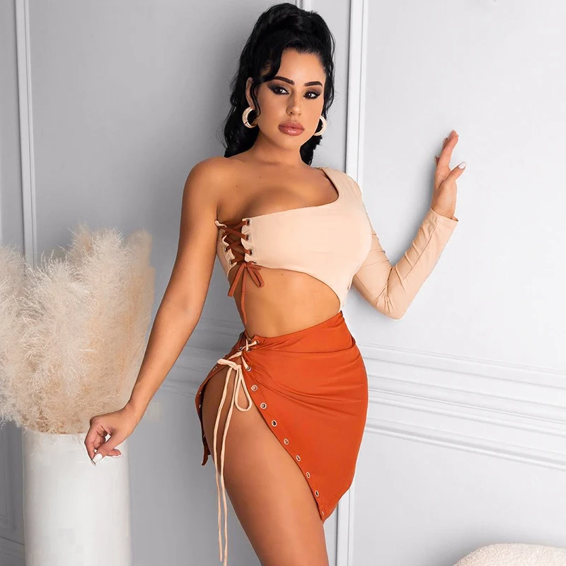 Bomblook K21DS170 Fashion Contrast Color Women Mini Dress 2021 New Sexy Hollow Side Bandage One Shoulder Long Sleeve Dress
Bomblook K21DS170 Fashion Contrast Color Women Mini Dress 2021 New Sexy Hollow Side Bandage One Shoulder Long Sleeve Dress