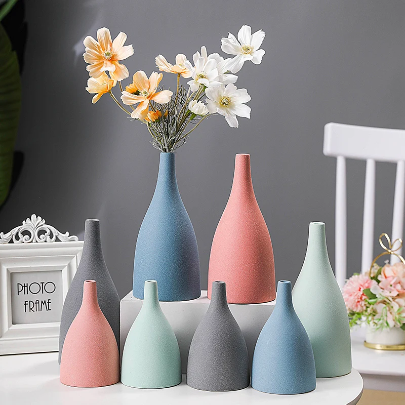 High quality flower vases Office balcony decorative plant pot modern style desktop ceramic vases for home decor and living room
High quality flower vases Office balcony decorative plant pot modern style desktop ceramic vases for home decor and living room