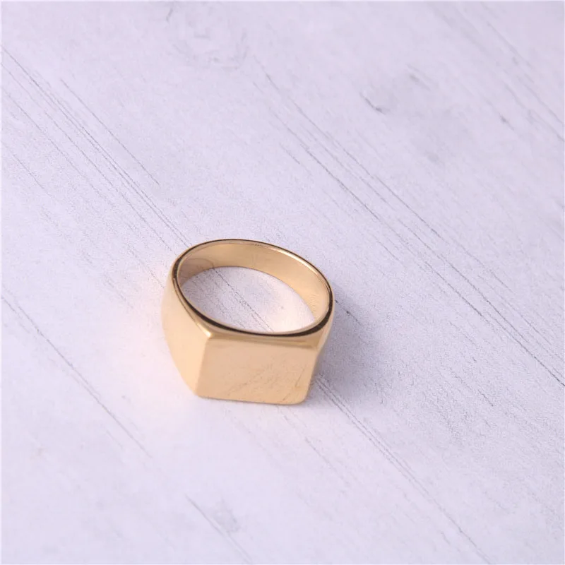 Fashion Personalized Custom 18k Gold Plated Oval Signet Ring Stainless Steel High Polish Blank Signet Ring, Gold, silver, rose gold
Fashion Personalized Custom 18k Gold Plated Oval Signet Ring Stainless Steel High Polish Blank Signet Ring, Gold, silver, rose gold