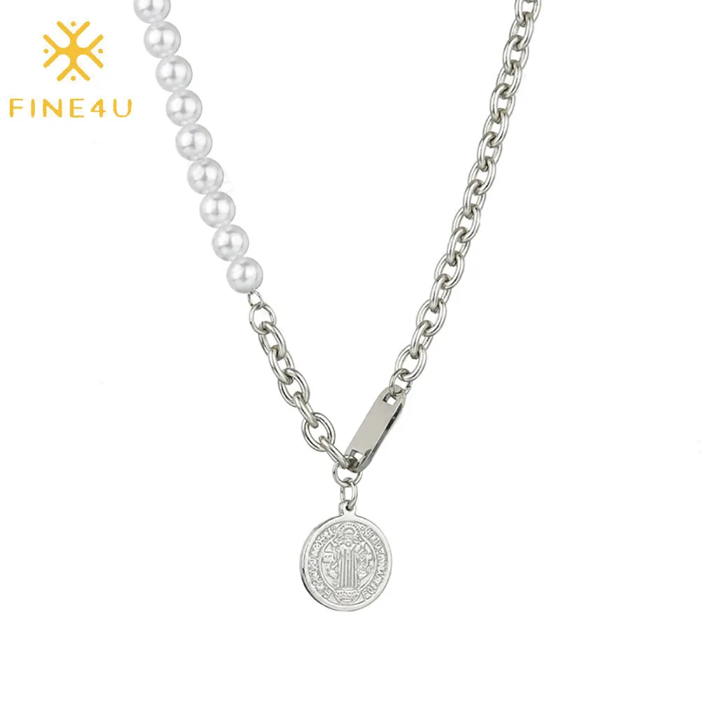 Punk hip hop stylish women stainless steel Jesus disc pendant necklace choker link pearl chain
Punk hip hop stylish women stainless steel Jesus disc pendant necklace choker link pearl chain