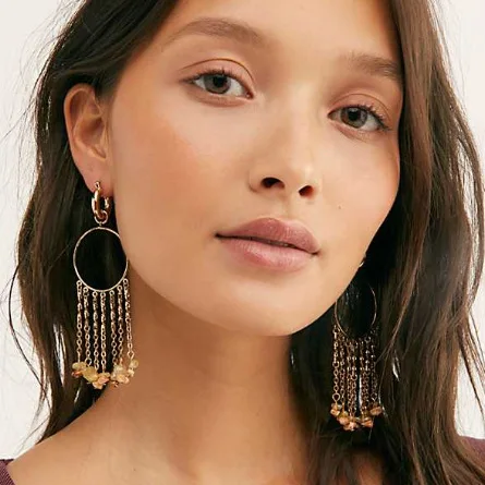 Kaimei 2021 fashion new simple small gravel tassel earrings European American circle long dangle tassel drop earrings for women, Many colors fyi
Kaimei 2021 fashion new simple small gravel tassel earrings European American circle long dangle tassel drop earrings for women, Many colors fyi