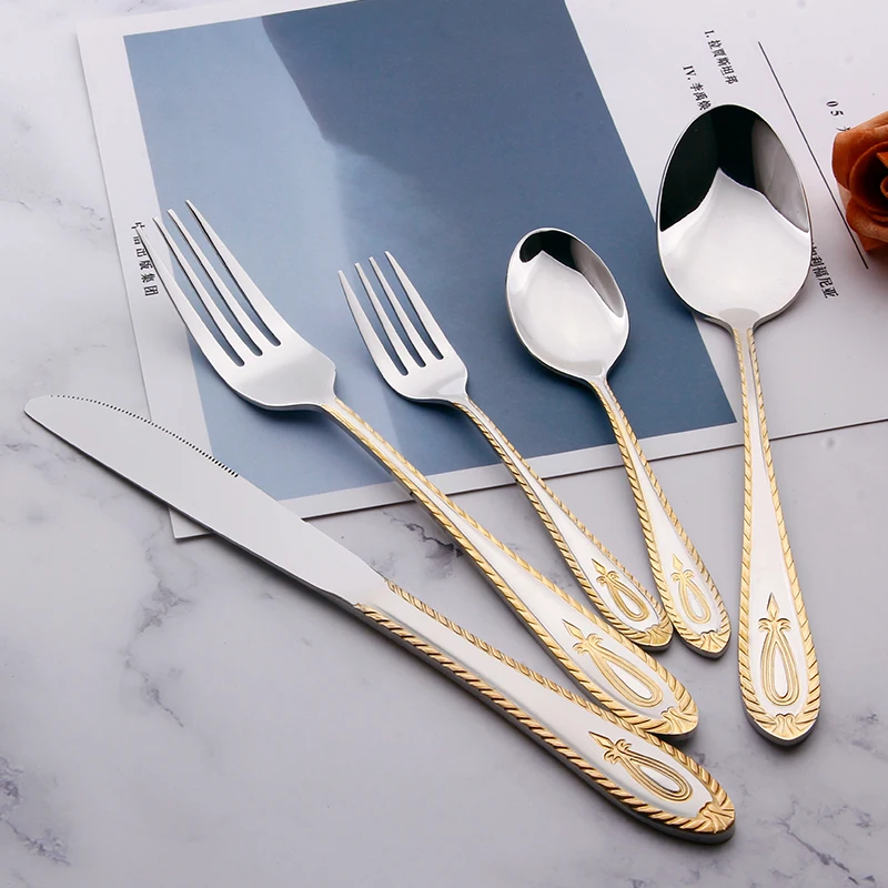 Elegant Tableware Spoon Fork Set Mirror Polish Cutlery Juegos De Cubiertos Modern Fancy Vintage Gold And Silver Cutlery Set, Silver and gold
Elegant Tableware Spoon Fork Set Mirror Polish Cutlery Juegos De Cubiertos Modern Fancy Vintage Gold And Silver Cutlery Set, Silver and gold