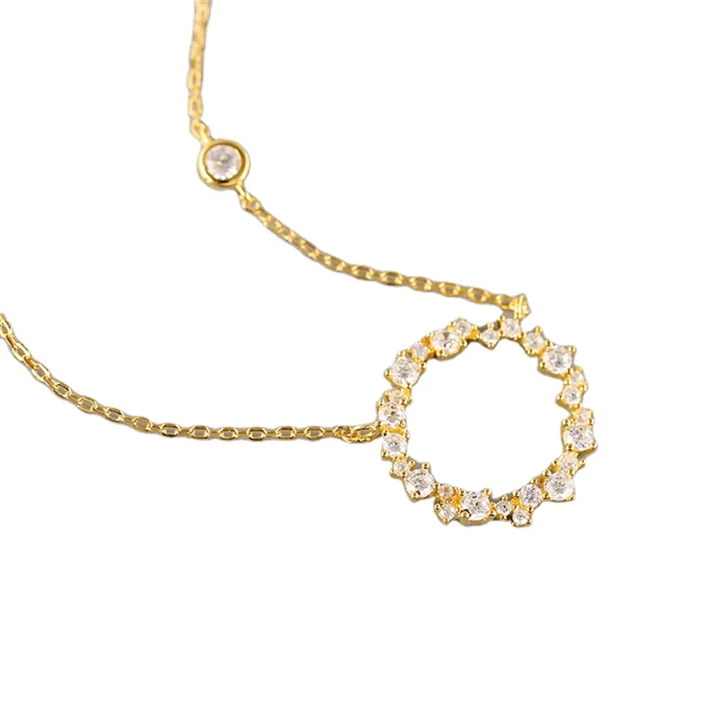 ROXI Diamond Pendant 925 Sterling Silver Shiny Zircon Crystal Circle Shaped Necklace Jewelry For Women
ROXI Diamond Pendant 925 Sterling Silver Shiny Zircon Crystal Circle Shaped Necklace Jewelry For Women