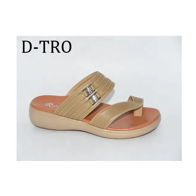 Hot Selling High Quality Custom Flip Flops Popular fashion new design china PU slipper, Black/coffee/brown/beige
Hot Selling High Quality Custom Flip Flops Popular fashion new design china PU slipper, Black/coffee/brown/beige