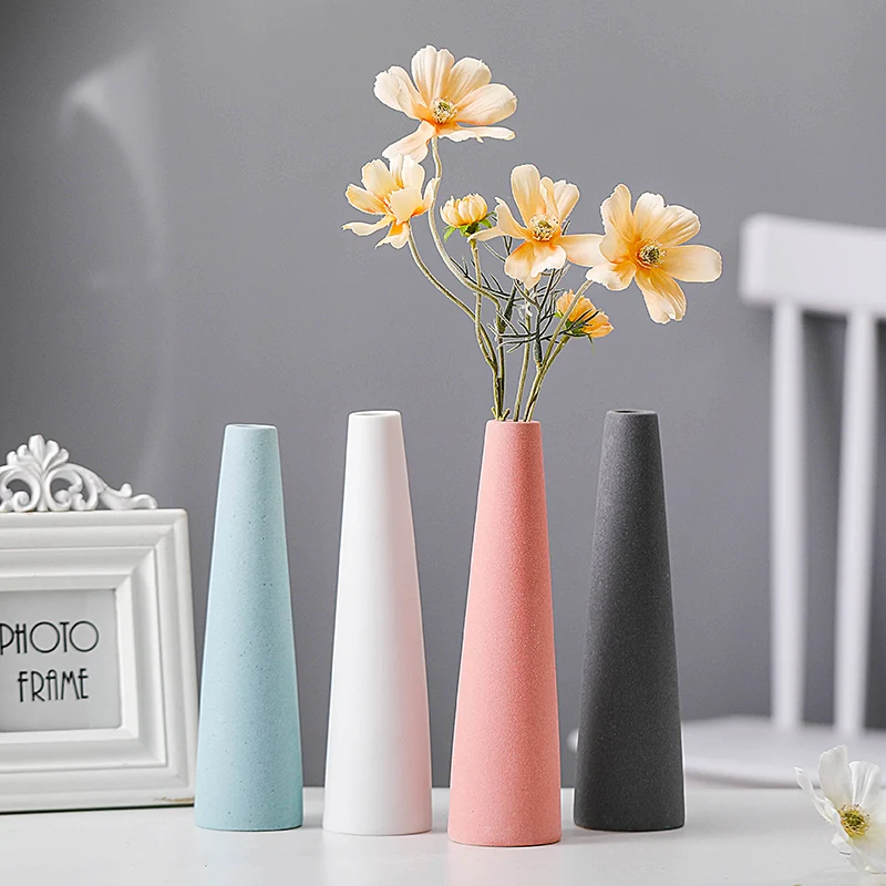 Modern european style Ceramic Flower Vase hotel decoration ceramic vases for home decor wedding table centerpieces decoration
Modern european style Ceramic Flower Vase hotel decoration ceramic vases for home decor wedding table centerpieces decoration