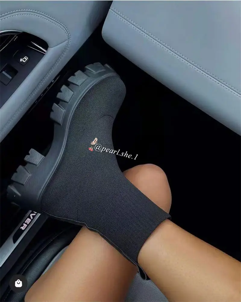 2021 new woven socks shoes 2021 autumn and winter new couple socks shoes women's thick bottom leisure large knitted short boots
2021 new woven socks shoes 2021 autumn and winter new couple socks shoes women's thick bottom leisure large knitted short boots