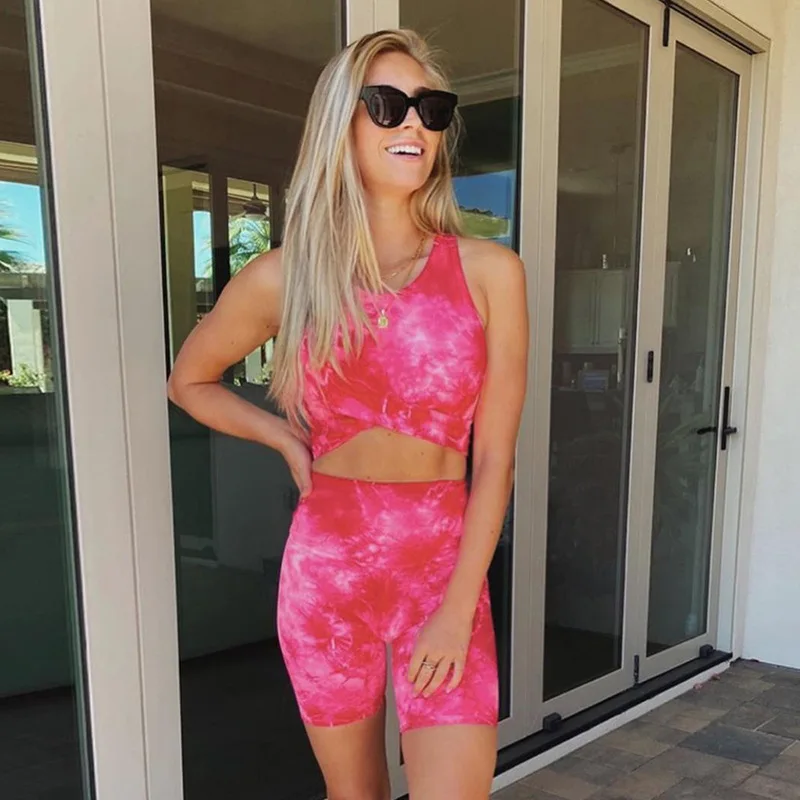 New arrival yoga two piece pants set yoga wear short sets scrunch butt summer 2021 sexy sleeveless women yoga shorts set, Customized
New arrival yoga two piece pants set yoga wear short sets scrunch butt summer 2021 sexy sleeveless women yoga shorts set, Customized