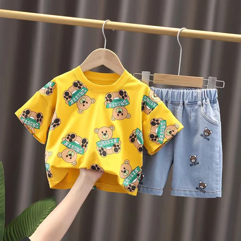 2022 The hottest new collection kids dress boys kids dress suit short set T-shirt and jeans 2 set kid boy clothes, Picture shows
2022 The hottest new collection kids dress boys kids dress suit short set T-shirt and jeans 2 set kid boy clothes, Picture shows