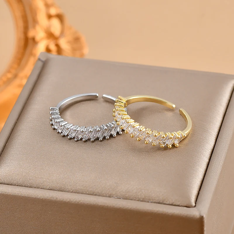 JZ10415 Wholesale 2022 Korean open index finger ring zircon personality simple 14K Gold Plated women jewelry
JZ10415 Wholesale 2022 Korean open index finger ring zircon personality simple 14K Gold Plated women jewelry