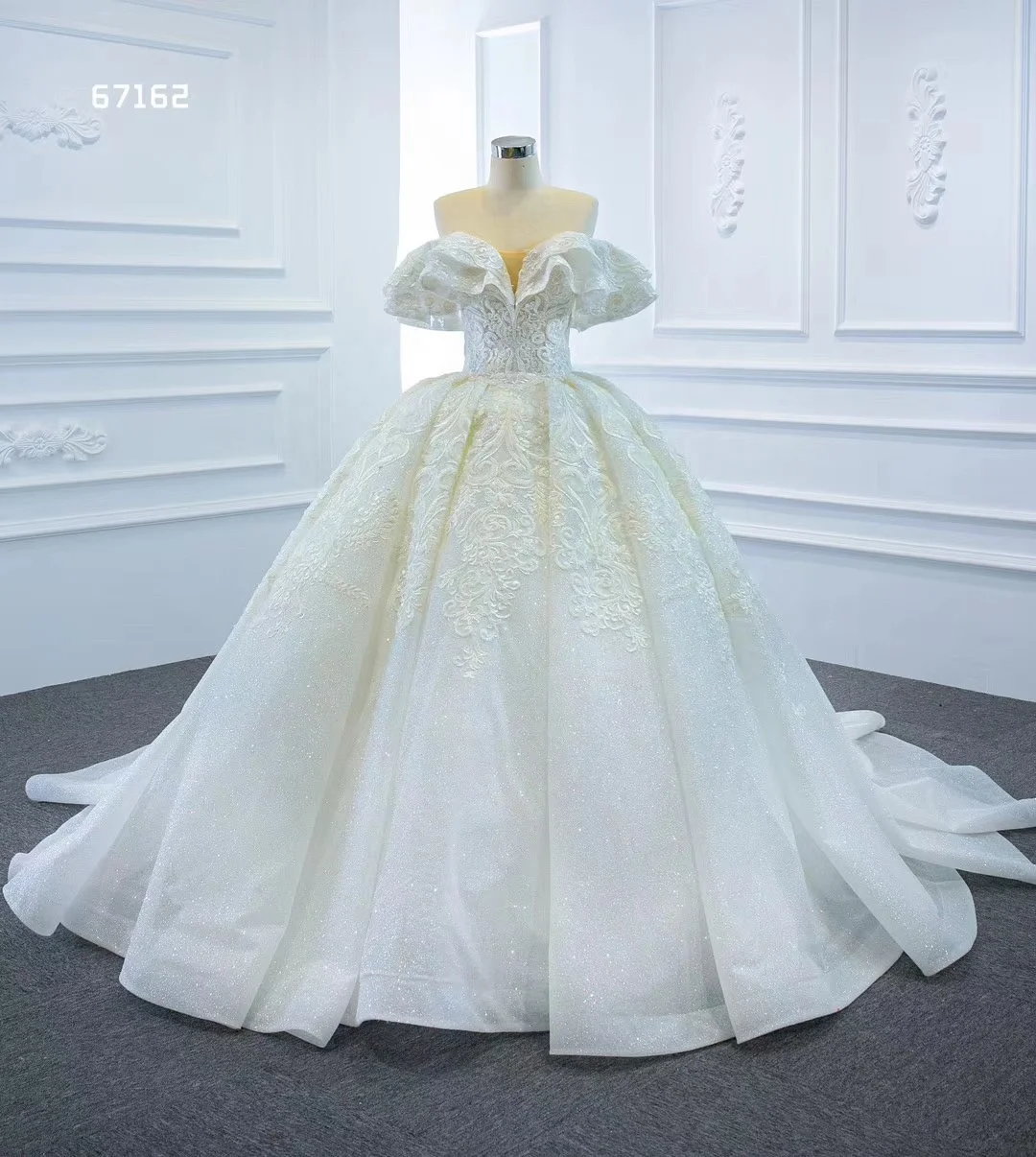 Latest Bridal Dresses Nice Lace Girl's Dream Wedding Gorgeous Ball Gown Wedding Dress, As picture or your request
Latest Bridal Dresses Nice Lace Girl's Dream Wedding Gorgeous Ball Gown Wedding Dress, As picture or your request