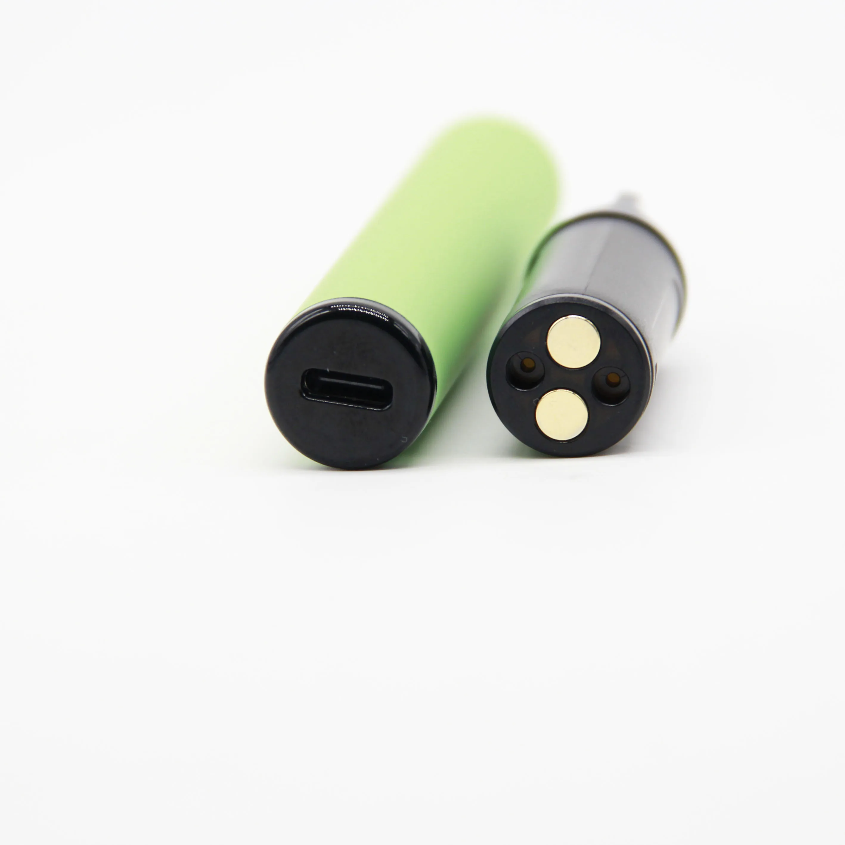 Manufacture price elf 500mAh 1600 puff ceramic no charging hot sell 500mAh vape bar, White,black,blue,yellow.
Manufacture price elf 500mAh 1600 puff ceramic no charging hot sell 500mAh vape bar, White,black,blue,yellow.