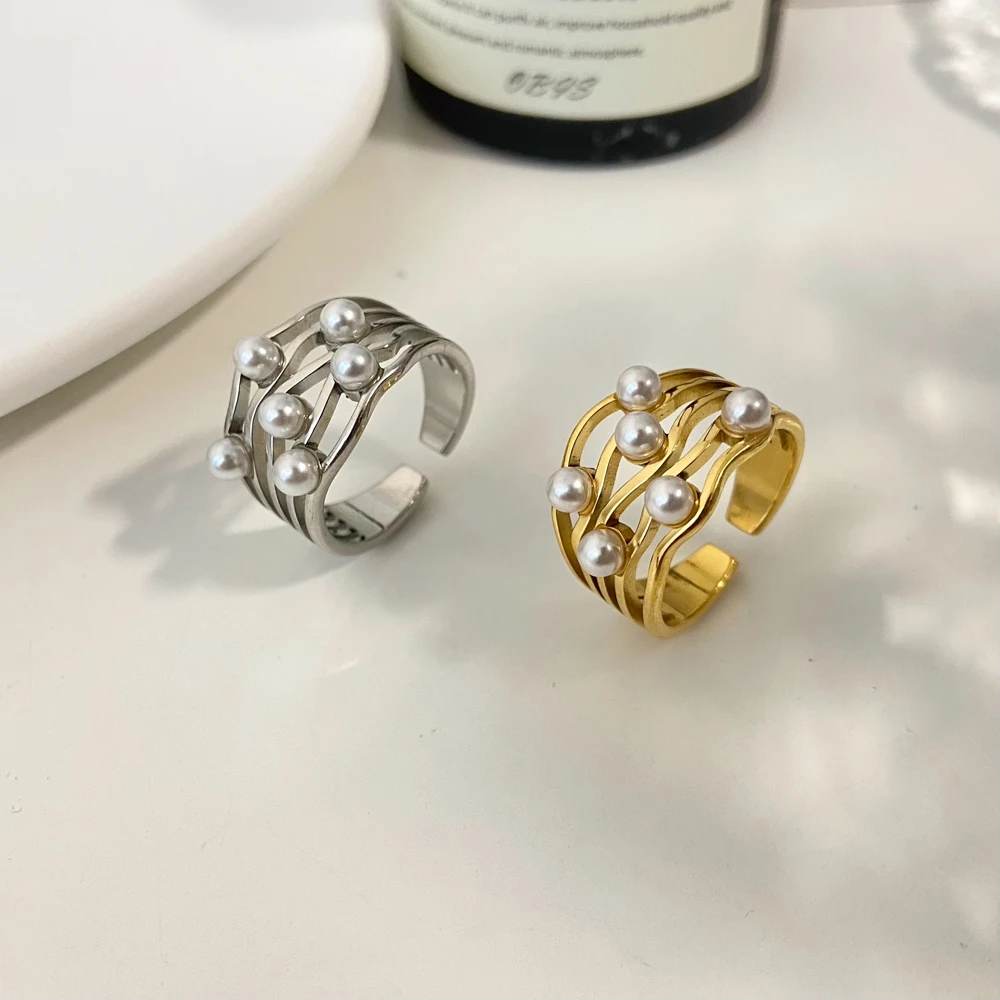Vintage Ripple Wave Imitation Pearl Multi layered Ring Jewelry French Classical Stainless Steel Gold Plated Non Fading Ring
Vintage Ripple Wave Imitation Pearl Multi layered Ring Jewelry French Classical Stainless Steel Gold Plated Non Fading Ring