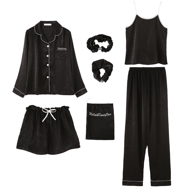 Pajamas women spring and summer long-sleeved sexy home service simulation silk seven-piece black pajamas
Pajamas women spring and summer long-sleeved sexy home service simulation silk seven-piece black pajamas