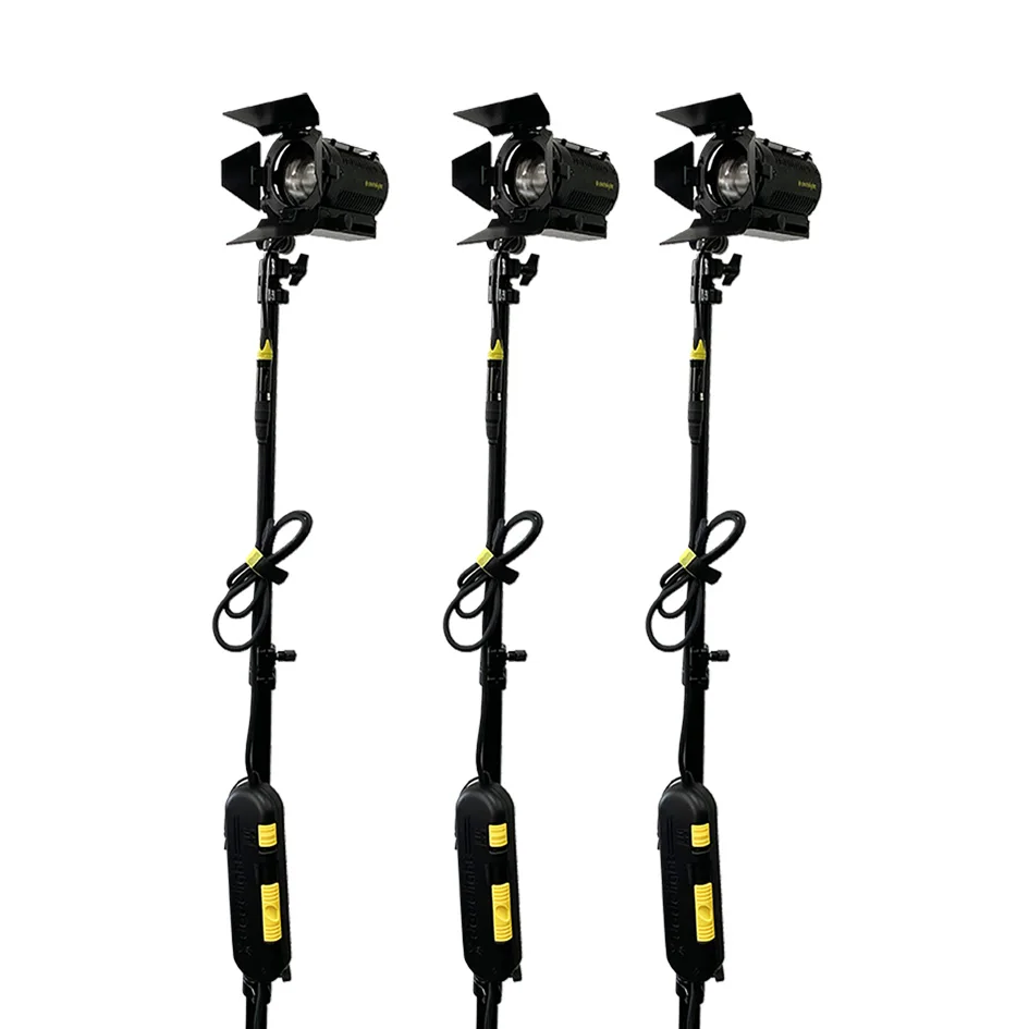 DEDO Dimming 3200K 3PCS 150W Fresnel SpotLight+Tripod+Case Kit For Studio Photography Film TV Radio Broadcasting Equipment
DEDO Dimming 3200K 3PCS 150W Fresnel SpotLight+Tripod+Case Kit For Studio Photography Film TV Radio Broadcasting Equipment
