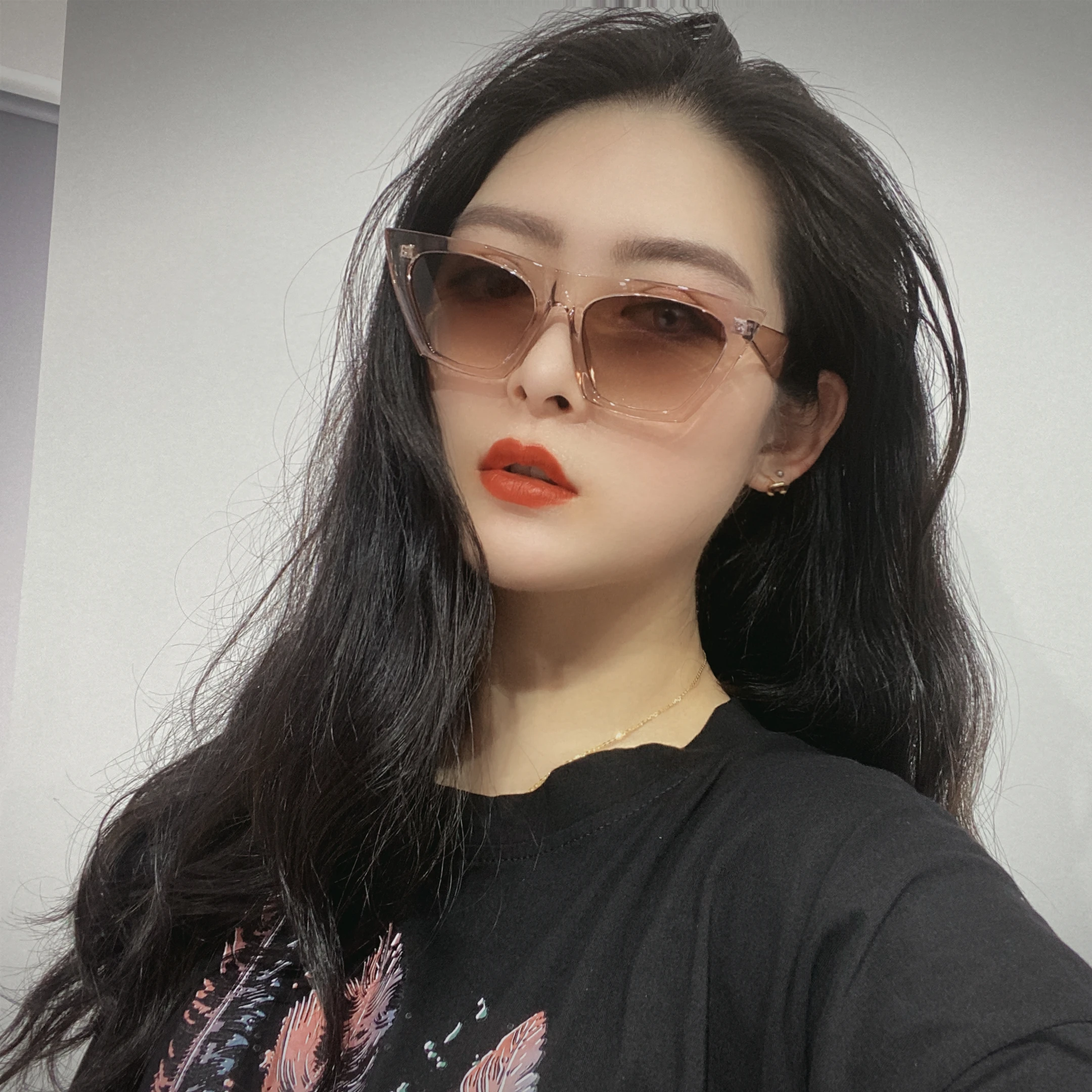 Hot Brand design square right angle Sunglasses 2021 shopping shooting driving Sunglasses Women sun glasses river51801
Hot Brand design square right angle Sunglasses 2021 shopping shooting driving Sunglasses Women sun glasses river51801