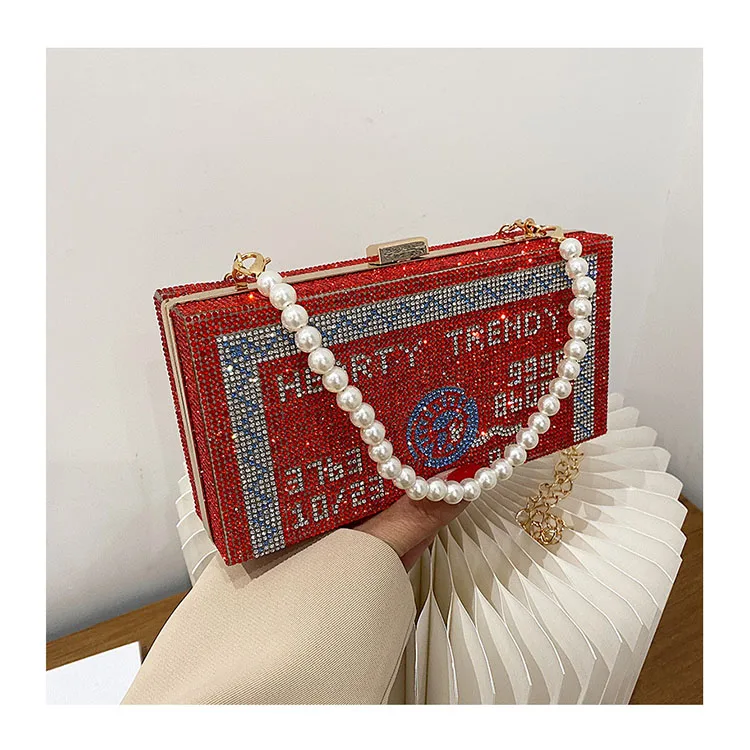 Shiny Ladies Banquet Bags Luxury Rhinestone Box Handbags For Women Evening Party Clutch Pearl Chain Small Messenger Purses
Shiny Ladies Banquet Bags Luxury Rhinestone Box Handbags For Women Evening Party Clutch Pearl Chain Small Messenger Purses