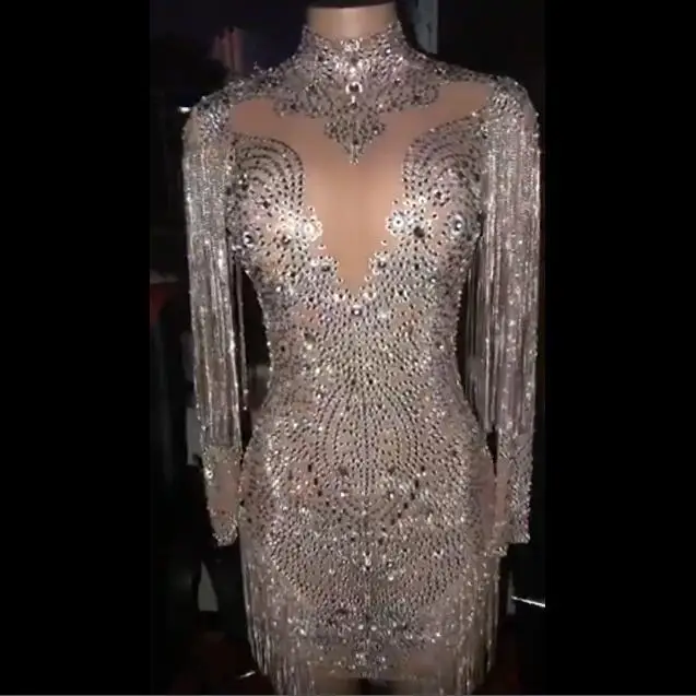 luxury design backless deep v sexy nude dress shining eye-catching sexy women apparel highlighting the waist party dress
luxury design backless deep v sexy nude dress shining eye-catching sexy women apparel highlighting the waist party dress