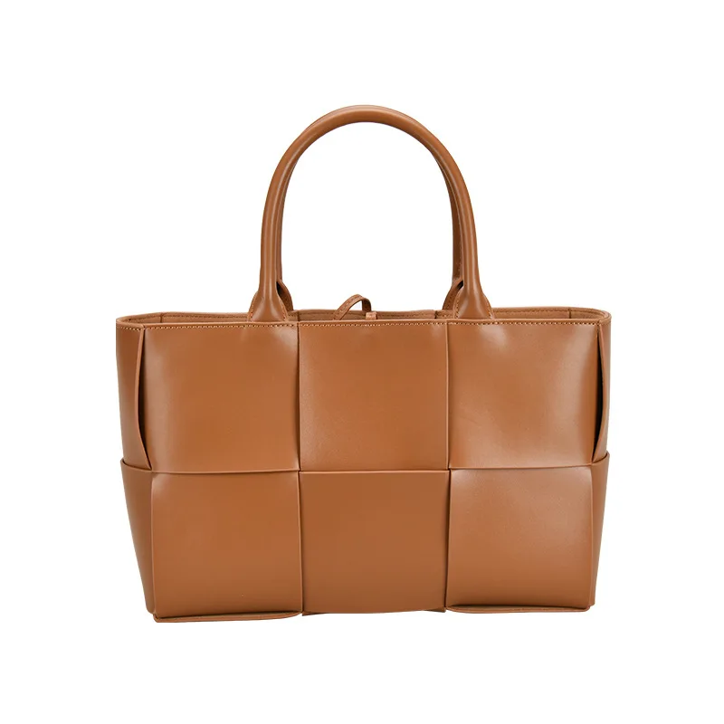 Genuine Leather woven tote bag design large-capacity handbag fashionable versatile single shoulder tote hand bags handbag purse
Genuine Leather woven tote bag design large-capacity handbag fashionable versatile single shoulder tote hand bags handbag purse