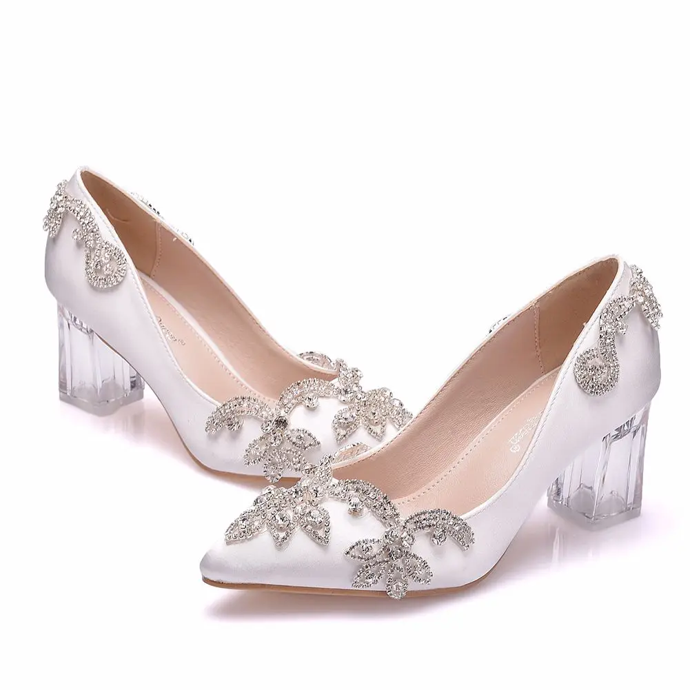 6cm white thick crystal hoof heel pointed toe Rhinestone wedding party pumps shoes women Silk Satin high heels bridal shoes
6cm white thick crystal hoof heel pointed toe Rhinestone wedding party pumps shoes women Silk Satin high heels bridal shoes