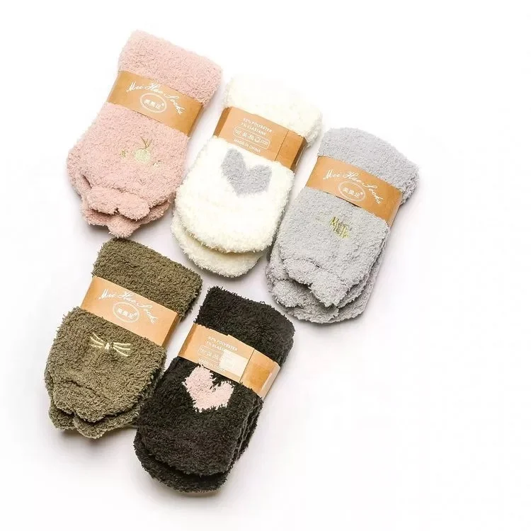 autumn winter cartoon embroidery lady coral velvet thick women's warm cozy floor slipper socks, Multi color
autumn winter cartoon embroidery lady coral velvet thick women's warm cozy floor slipper socks, Multi color