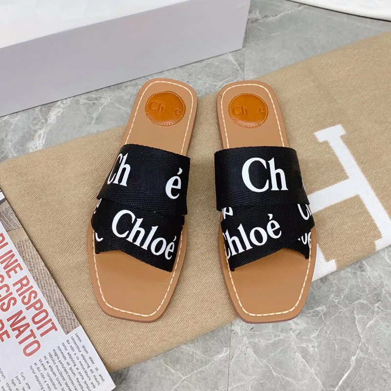 Women's slippers wear 2022 summer foreign trade wholesale knitting embroidery plus size leisure holiday beach sandals
Women's slippers wear 2022 summer foreign trade wholesale knitting embroidery plus size leisure holiday beach sandals