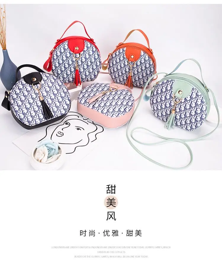 Printed Small Round Bag 2020 New Messenger Bag Fashion Shoulder Bag Women Casual Tote Single Geometric Nylon
Printed Small Round Bag 2020 New Messenger Bag Fashion Shoulder Bag Women Casual Tote Single Geometric Nylon