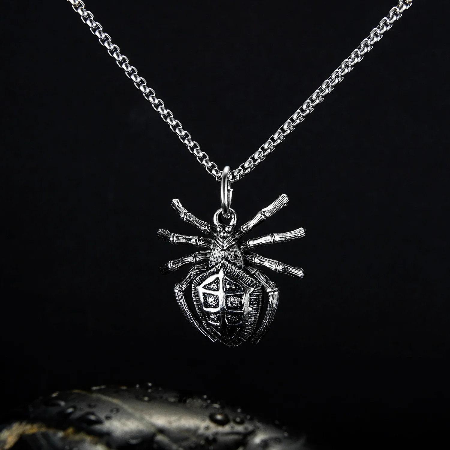 Hot Selling Personalized Hip Hop Jewelry Accessories Stainless Steel Men Spider Pendant Necklace Jewelry 2020
Hot Selling Personalized Hip Hop Jewelry Accessories Stainless Steel Men Spider Pendant Necklace Jewelry 2020