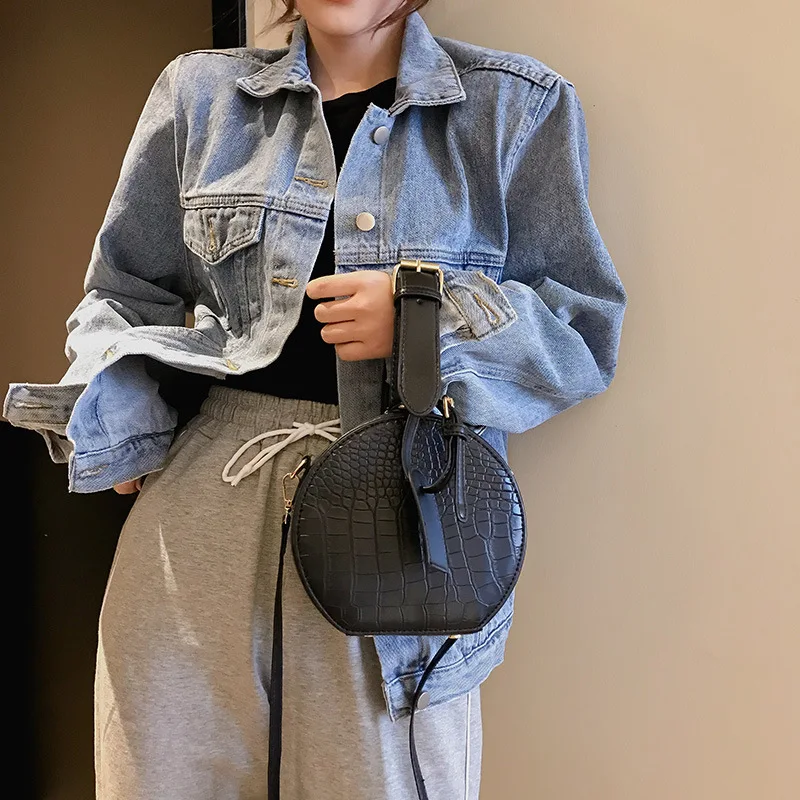 Korean style Crocodile Pattern Women Handbags 2021 Delicate Designer Bags Simple Fashion Leather Crossbody Shoulder Bag
Korean style Crocodile Pattern Women Handbags 2021 Delicate Designer Bags Simple Fashion Leather Crossbody Shoulder Bag