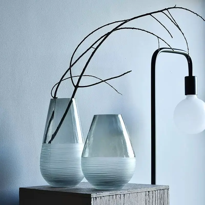 Nordic Luxury Modern Minimalist Creative Transparent Glass Vase Home Living Room Table Decoration Flower Vase, As photo
Nordic Luxury Modern Minimalist Creative Transparent Glass Vase Home Living Room Table Decoration Flower Vase, As photo