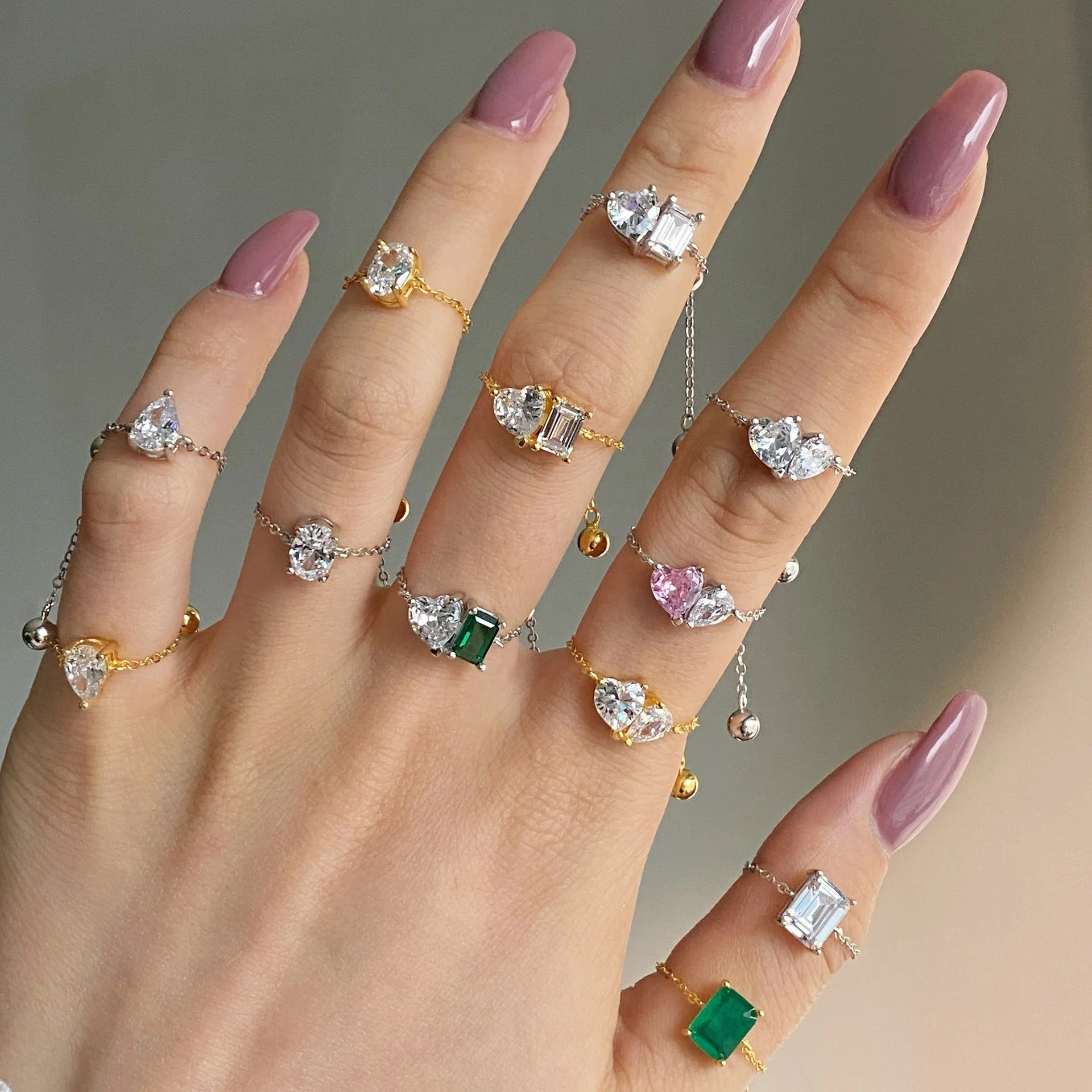 Geometric Zircon Adjustable Chain Ring Colored Water Drop Circular Zircon Fine O-shaped S925 Sterling Silver Chain Ring
Geometric Zircon Adjustable Chain Ring Colored Water Drop Circular Zircon Fine O-shaped S925 Sterling Silver Chain Ring