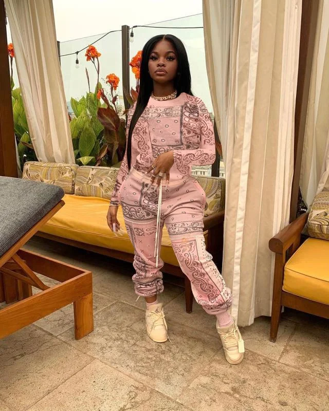 AI37-6194 European and beautiful fashion sportswear casual wear two-piece drawstring
AI37-6194 European and beautiful fashion sportswear casual wear two-piece drawstring