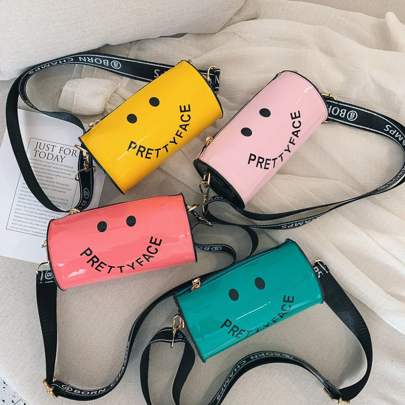 2021 Fashion Round Crossbody Shoulder Bag Mini Kids Designer Inspired Purses and Handbags Little Girls
2021 Fashion Round Crossbody Shoulder Bag Mini Kids Designer Inspired Purses and Handbags Little Girls