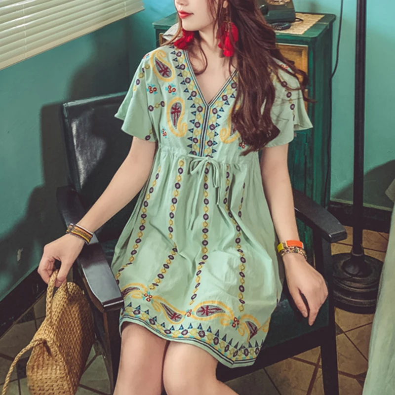 Summer New Women Bohemian Dress Lady Indie Folk V-neck Embroidered Linen Cotton Waist down Short Sleeve Loose Long Dress Vestido
Summer New Women Bohemian Dress Lady Indie Folk V-neck Embroidered Linen Cotton Waist down Short Sleeve Loose Long Dress Vestido