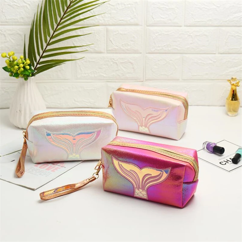 2020 New beauty cosmetics bag women holographic make up bag holographic pouch make up bags with personal logo
2020 New beauty cosmetics bag women holographic make up bag holographic pouch make up bags with personal logo