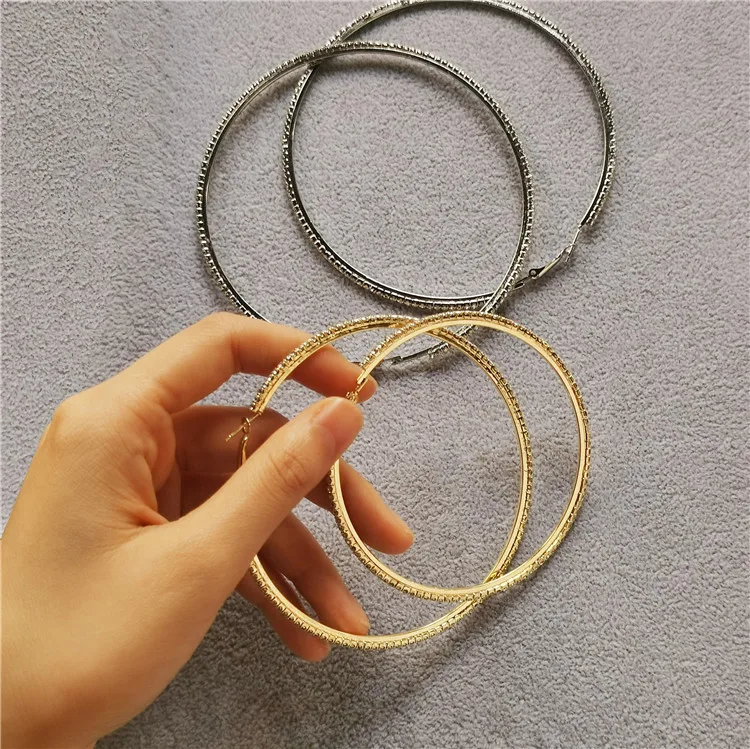 Big Round Silver Plated Thin Rhinestones Stainless Steel Big Crystal Hoop Earrings Women, Gold silver
Big Round Silver Plated Thin Rhinestones Stainless Steel Big Crystal Hoop Earrings Women, Gold silver
