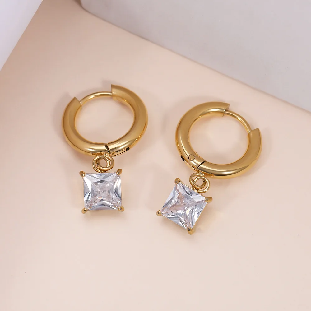 Temperament Waterproof Jewelry 18k Plated Stainless Steel Square Purple Zircon Diamond Pendant Hoop Earrings
Temperament Waterproof Jewelry 18k Plated Stainless Steel Square Purple Zircon Diamond Pendant Hoop Earrings