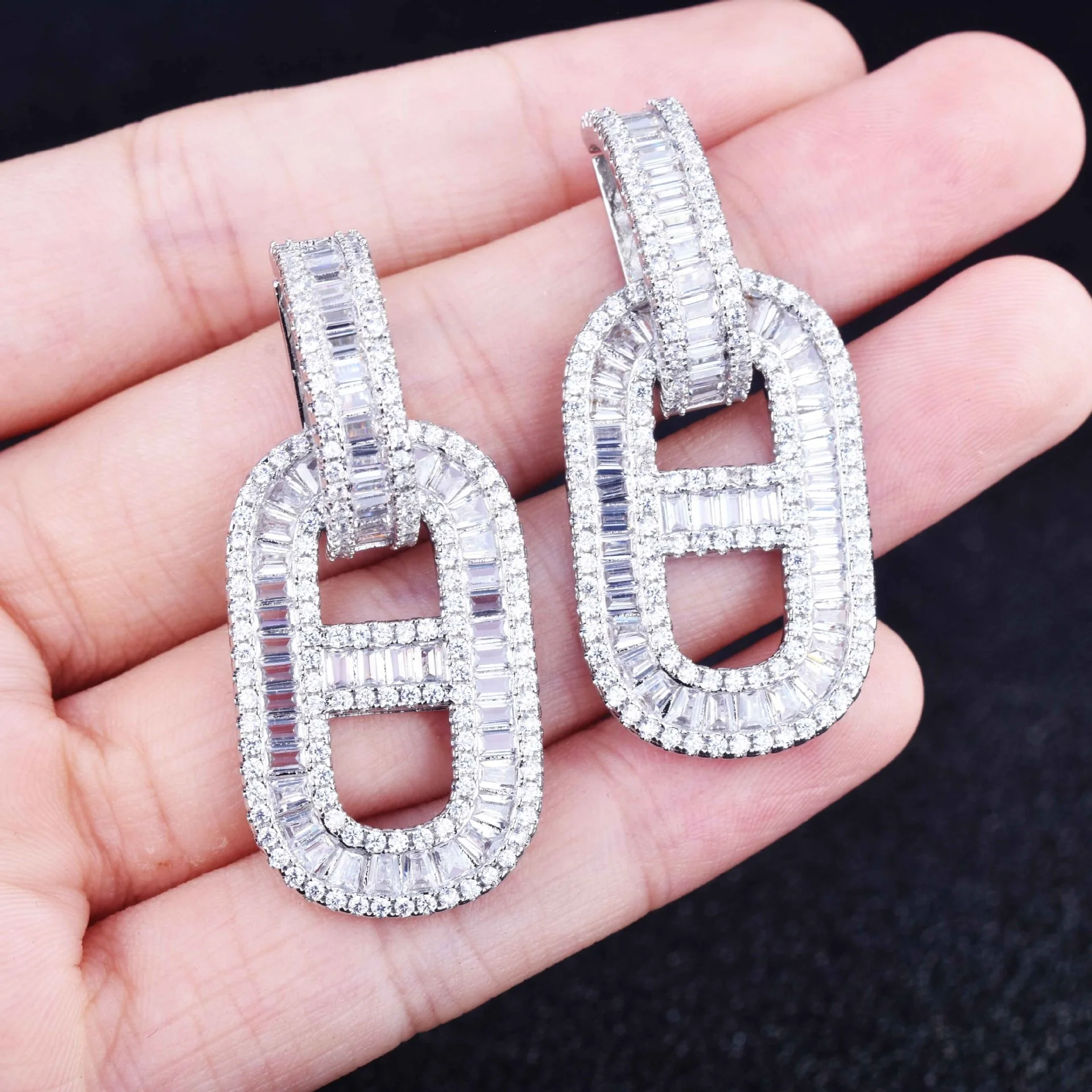 

Fashion Geometry Oval Drop Earrings Inlay Small Zircon Exquisite Piercing For Women Wedding Anniversary Valentine's Day Gift, Customized color