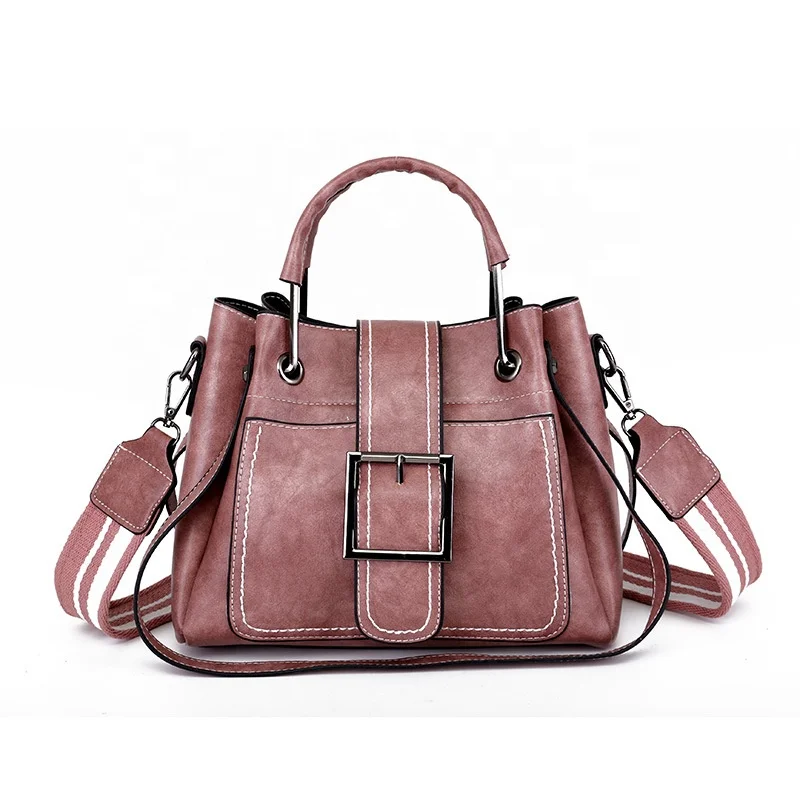 European and American fashion women's tote bag 2021 New oil leather pliers with iron to cover Popular female handbag, 3 color
European and American fashion women's tote bag 2021 New oil leather pliers with iron to cover Popular female handbag, 3 color