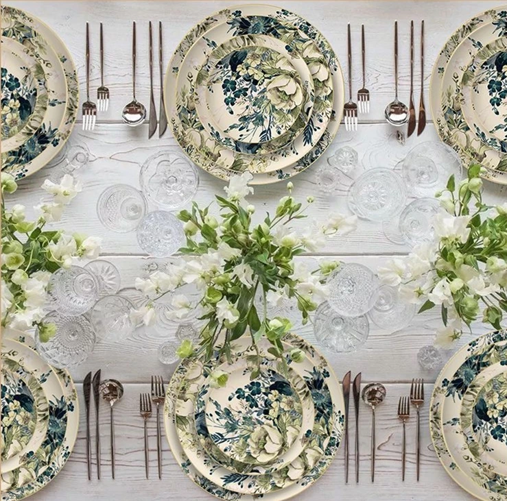 British Rural Style Ceramic Kitchen Dishes Plate Vintage Flower Design Bone China Dinnerware Plates, Customized
British Rural Style Ceramic Kitchen Dishes Plate Vintage Flower Design Bone China Dinnerware Plates, Customized